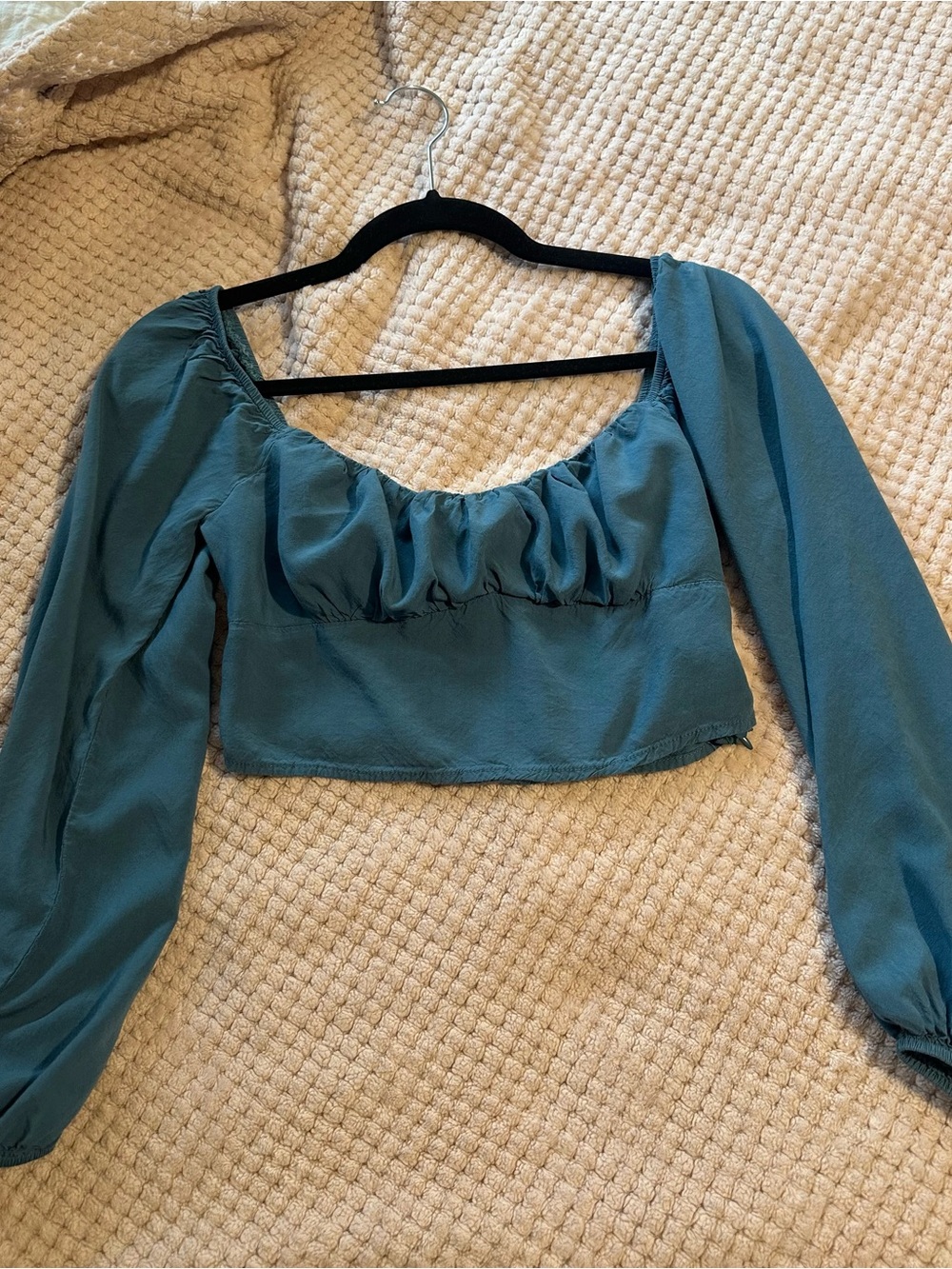 Women's Teal Long-Sleeve Cropped Square-Neck Top